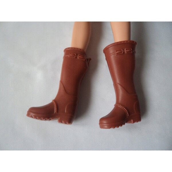 Braune Stiefel mit Plateau für Puppen 28-30 cm