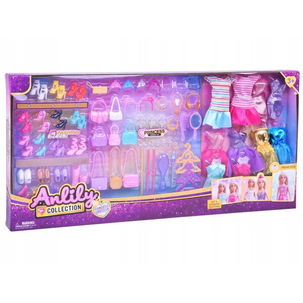 Ein Set aus Jokomisiada-Kleidung und Accessoires für Puppen: Mode und kreativer Spaß