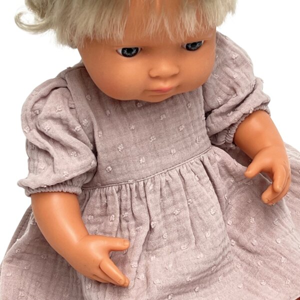 Kleid für Miniland- und Minikane-Puppen 34–38 cm in puderrosa Plumeti