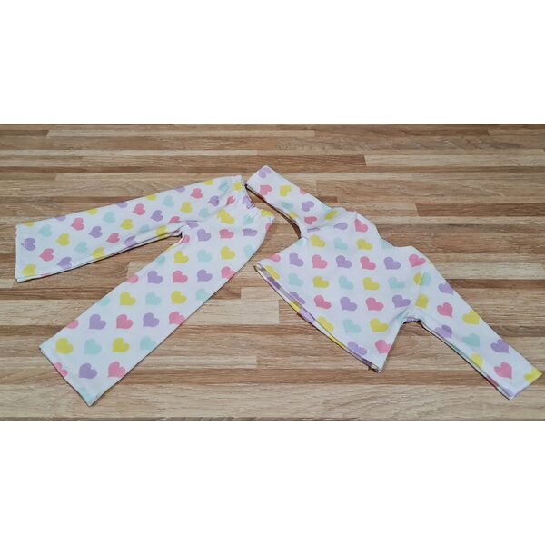 Bunter Herz-Pyjama für Paola Reina 32 cm Puppen, komplett aus Stoff