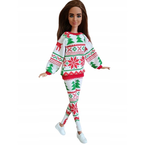 Puppenkleidungsset mit rotem und grünem Sweatshirt und Leggings mit skandinavischem Motiv