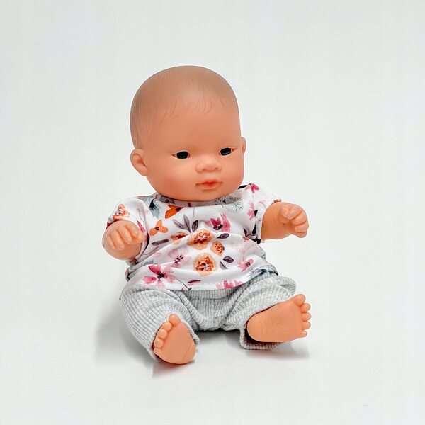 Completo Miniland Baby con bluzza a fiori e pantaloncini grigi per bambole 21 cm