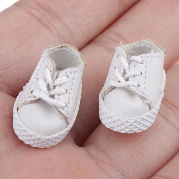 Scarpe Sneakers in PU Argento per Bambole 1:12 Ob11 BJD 6 cm Moda Casual