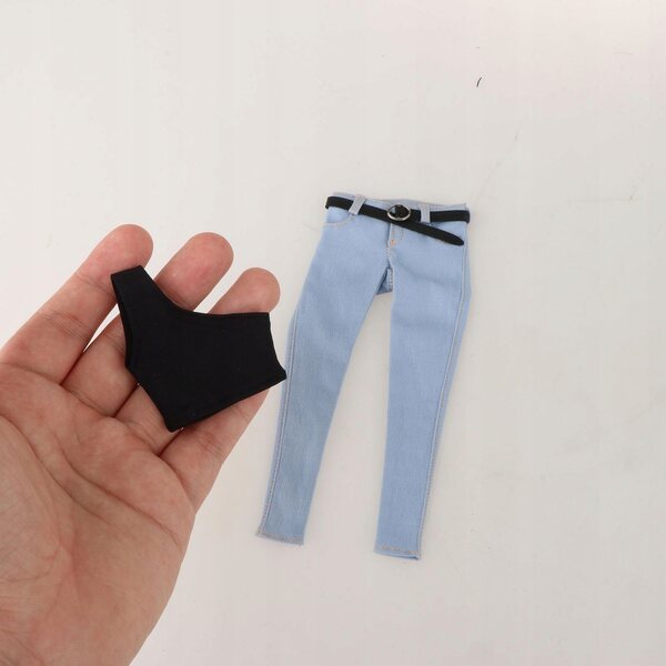 1/6 Damenbekleidungsset Jeans mit Gürtel und hellblauer Weste für 12-Zoll-Puppen