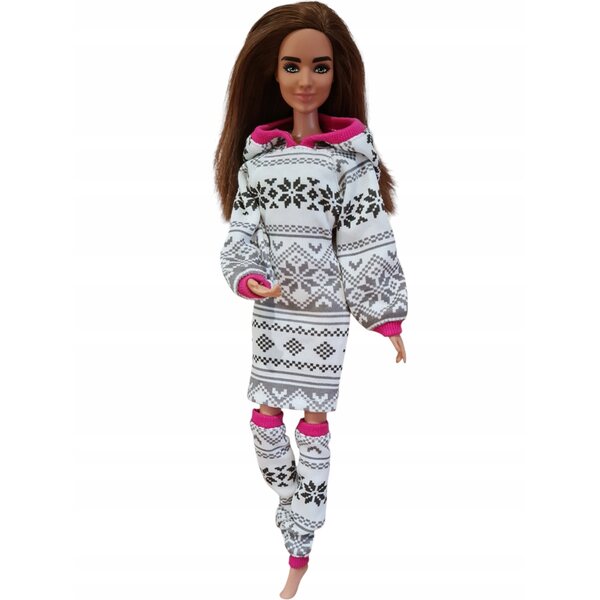 Completo abbigliamento per bambola: vestito con cappuccio e leggings in tessuto scandinavo