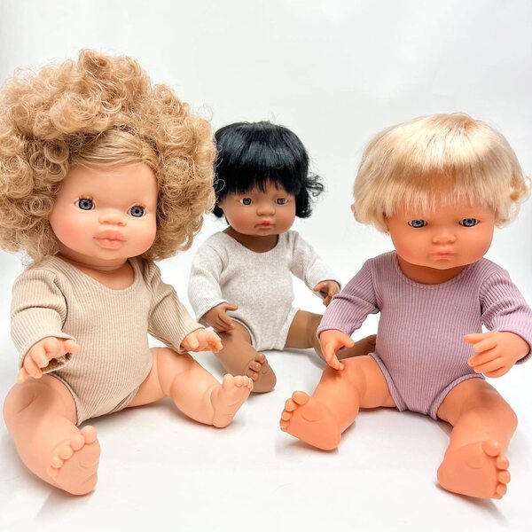 Lavendelfarbener gerippter Body für Miniland- und Paola Reina-Puppen 38 cm