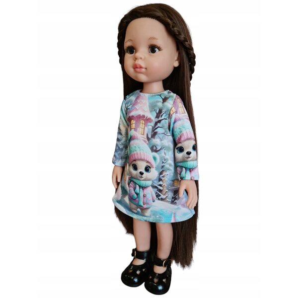 Ein Outfit für eine 32 cm große Paola Reina-Puppe mit einem Winterbärenmotiv