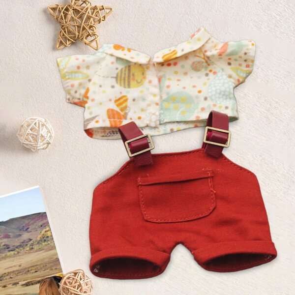 Lernkleidung für Puppen mit roter Hose und weichem T-Shirt