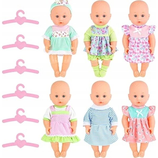 Kleidungsset für Puppen 28-36 cm mit 6 deAO-Kleidungsstücken, Höschen und Kleiderbügeln