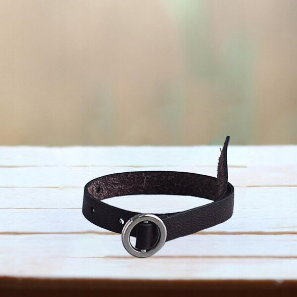 Cintura miniatura per bambole 1:12 in PU nero, accessorio dettagliato