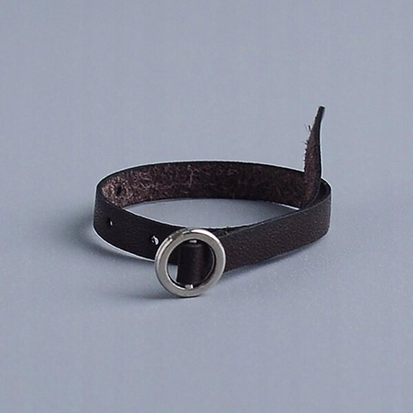 Cintura miniatura per bambole 1:12 in PU nero, accessorio dettagliato