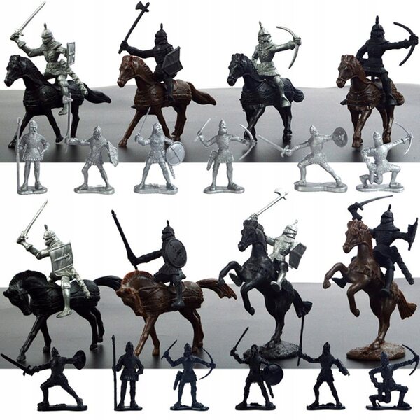 Set 28 figure armata di soldati e cavalieri medievali con cavalli