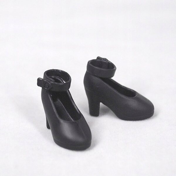 1:6 schwarze Plastikschuhe mit Absätzen für Blythe-, Licca-, Momoko- und Azone-Puppen