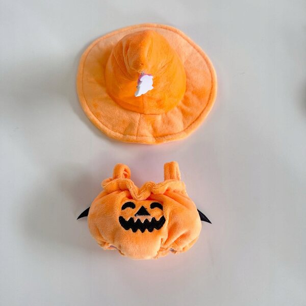Costume zucca in tessuto morbido per bambole da 15-17 cm con cappello arancione