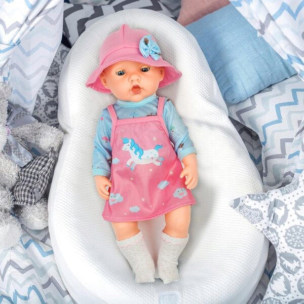 Kleidungsset für 35–45 cm große Puppen mit hochwertigem Kleid, Hut und T-Shirt