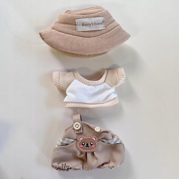 Set di 3 capi d'abbigliamento per bambole di 17 cm stile khaki con cappello