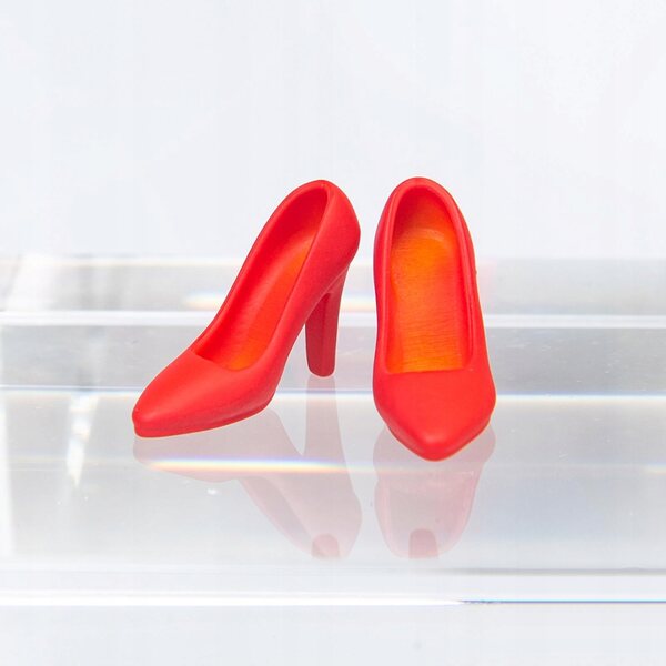 Scarpe rosse donna con tacco alto in scala 1:12 per bambole e miniature