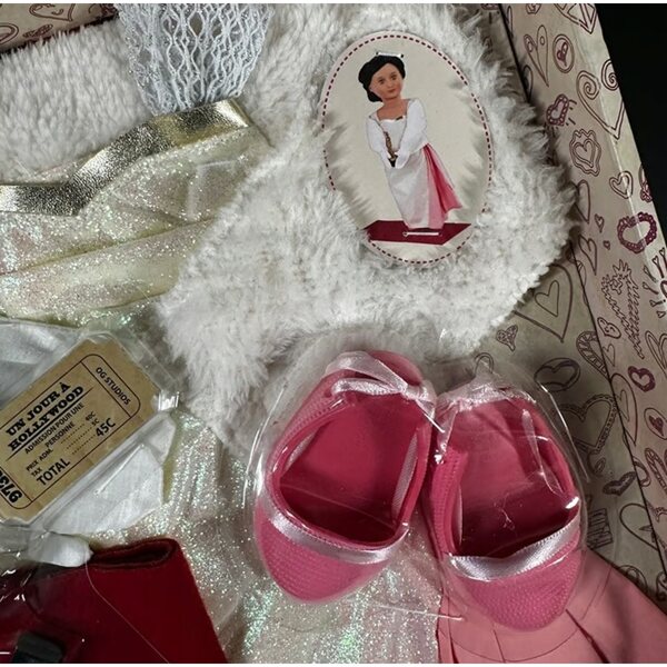 Our Generation Retro Best Actress Deluxe Red Carpet Outfit per bambole 46 cm