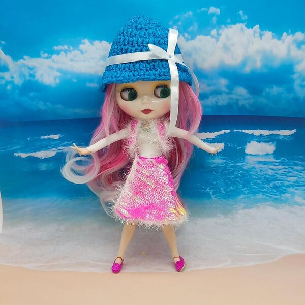 Bekleidungsset für Blythe-Puppe mit Kombinezon, Rock und rotem Hut