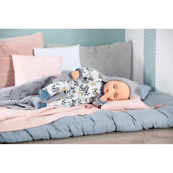 Baby Annabell Hellblauer Schlafanzug für 43 cm große Puppen mit Gartenmotiven und Haken