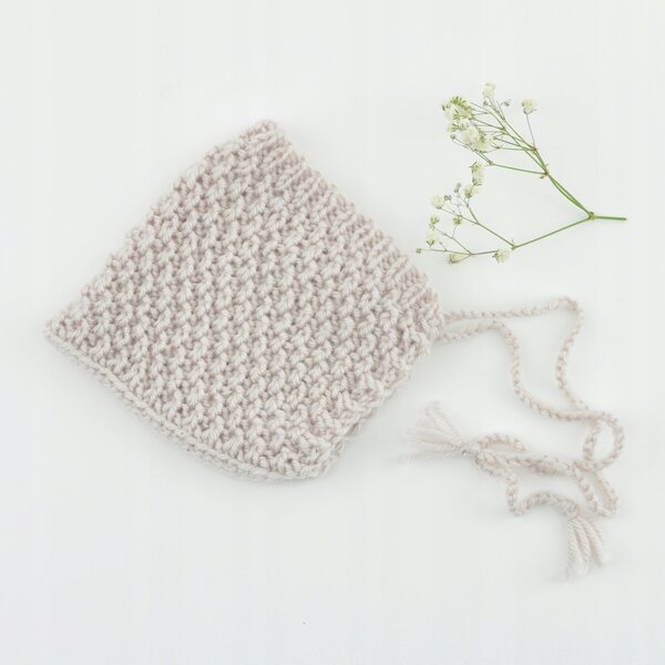 Cappellino in lana per bambola Miniland 38 cm colore grigio