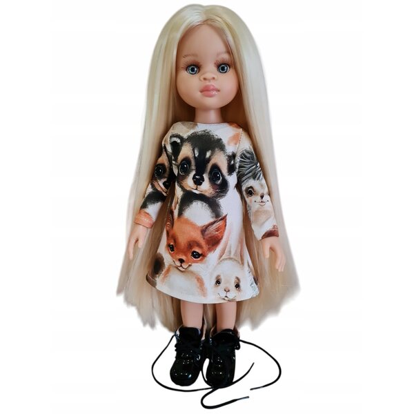 Ein Kleid für eine 32 cm große Paola Reina-Puppe mit einem Waldtiermotiv