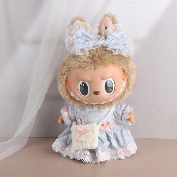 3-teiliges Stoffkleidungsset für 38-cm-Puppen mit farbenfrohen Accessoires