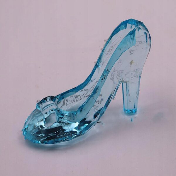 Mini Scarpe Tacco Alto da Principessa in Acrilico Blu – Decorazione Elegante e Originale
