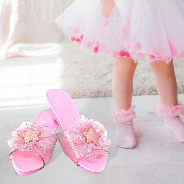 Hellrosa lackierte Prinzessinnenschuhe für Mädchen – leichte und lustige Sandalen