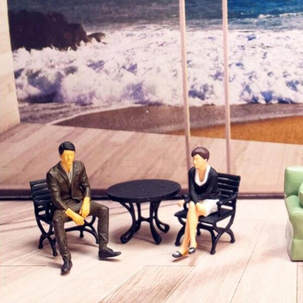 Mini set mobili 1/64 tavolo e sedie in resina nera per ambienti in miniatura