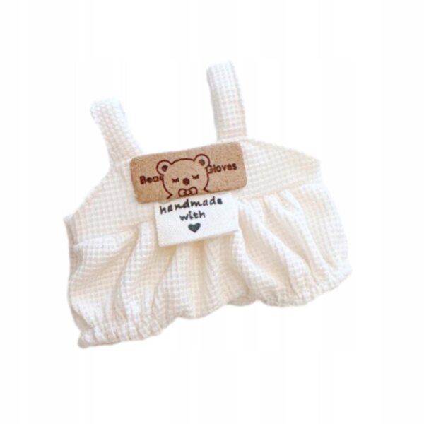 Beiges Stoffkleid für 15 cm große Puppe – weiche Hose mit Hosenträgern