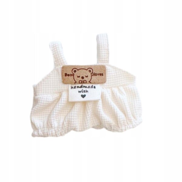 Beiges Stoffkleid für 15 cm große Puppe – weiche Hose mit Hosenträgern