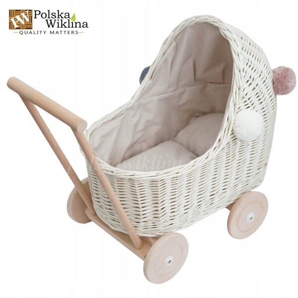 Passeggino in vimini bianco con finiture beige e pompon per bambole, ruote regolabili