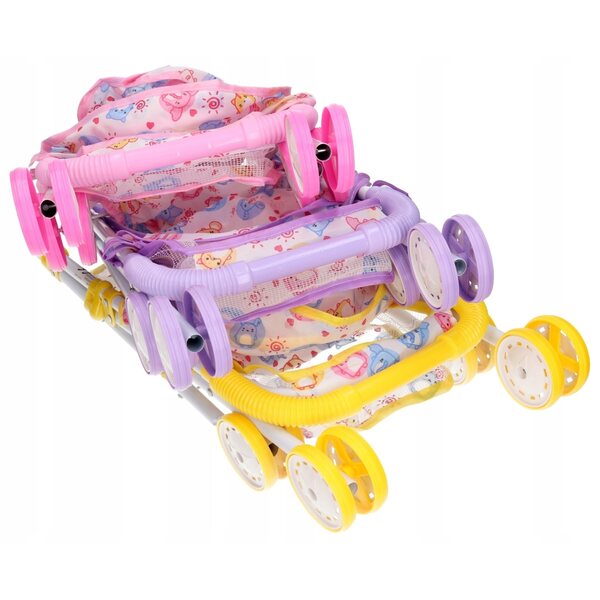 Ein weißer Puppenwagen mit Metallgestell und Klappsitz