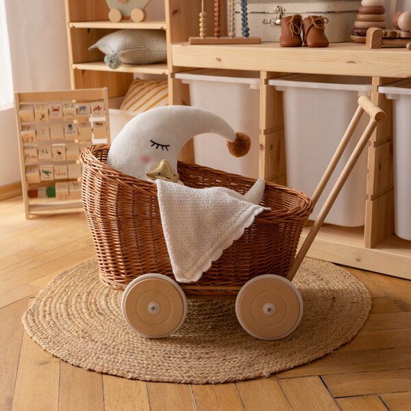 Passeggino per bambole in vimini naturale, ecologico e resistente, un regalo perfetto