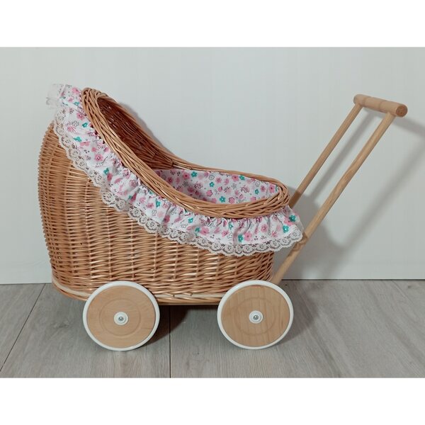 Passeggino in vimini per bambole con biancheria da letto, ruote in legno, prodotto polacco, 45 cm