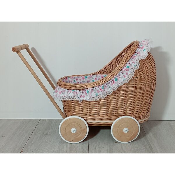 Passeggino in vimini per bambole con biancheria da letto, ruote in legno, prodotto polacco, 45 cm