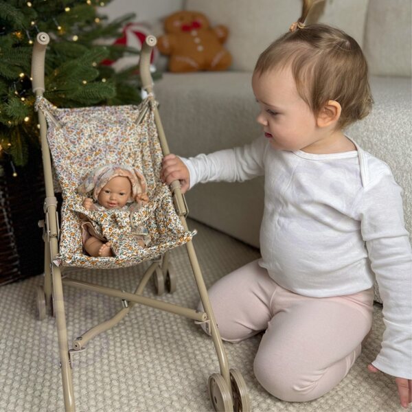 Leichter, zusammenklappbarer Puppenwagen im Vintage-Stil in Beige mit Blumenmotiven