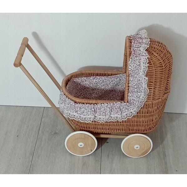 Puppenwagen aus Naturgeflecht mit kompletter Bettwäsche