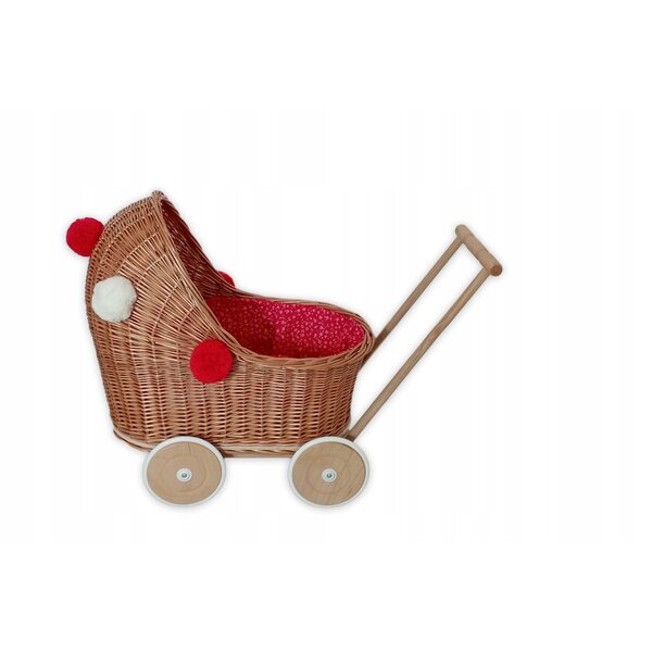Ein Puppenwagen aus Korbgeflecht mit Bettzeug und Holzrädern: sicher und langlebig