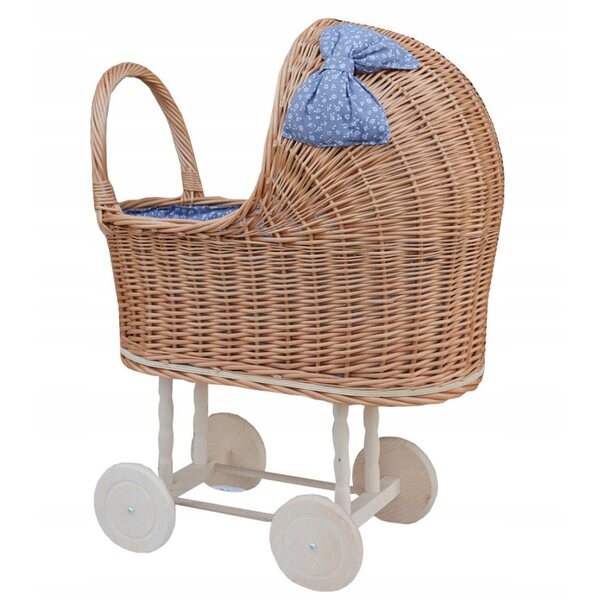 Puppenwagen aus Naturgeflecht mit Babyleinen und Schleife