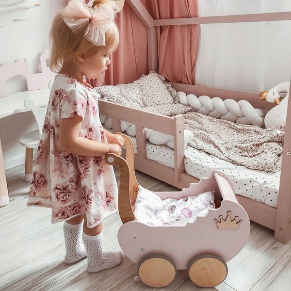 Dondolino in legno personalizzato con nome, passeggino e spingi-bambola per bambine