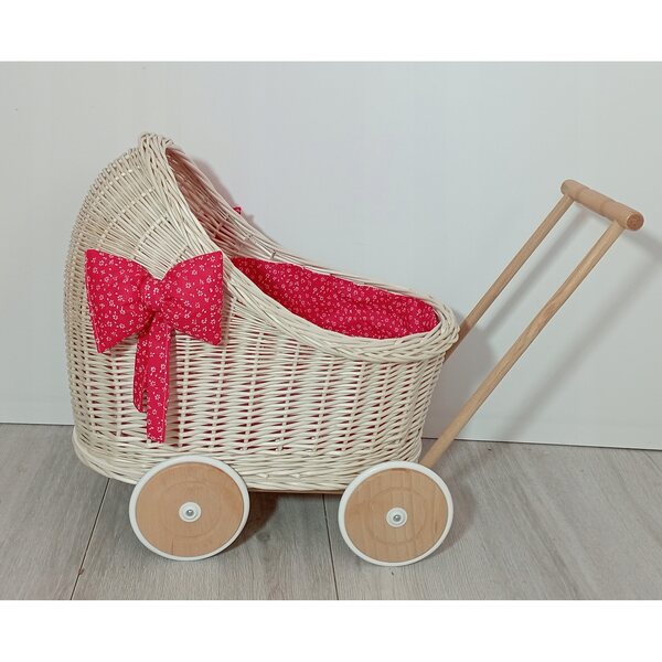 Puppenwagen aus weißem Korbgeflecht mit Bettwäsche – handgefertigtes polnisches Produkt