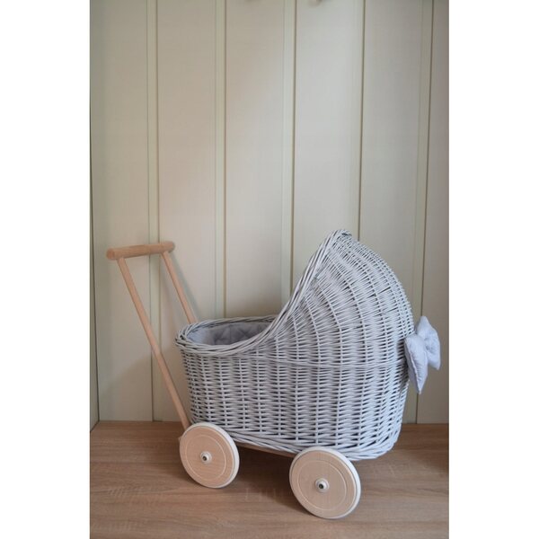 Grauer Puppenwagen aus Korbgeflecht mit Gummireifen und Bettwäsche – Babyset