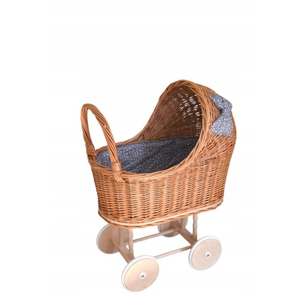 Puppenwagen aus Korbgeflecht mit weichen Reifen und Stoffdetails aus 100 % Baumwolle