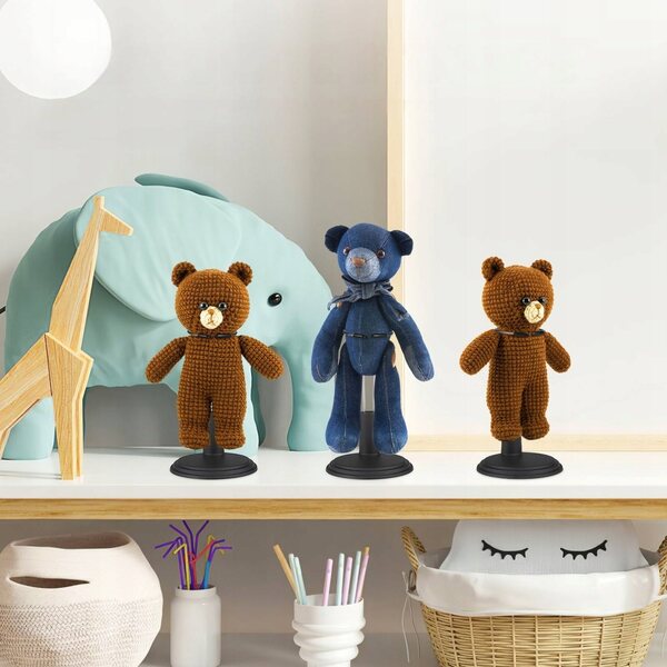 4 schwarze Ständer für Puppen aus PVC und Stahl, Heim- und Ladenorganisation