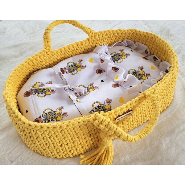 BOHO Moseskorb für Puppen mit Baumwollständer und gelber Holzwiege