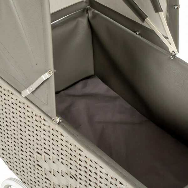 Wòzek per bambole Retro Rattan Astrup grigio con struttura in metallo e rattan