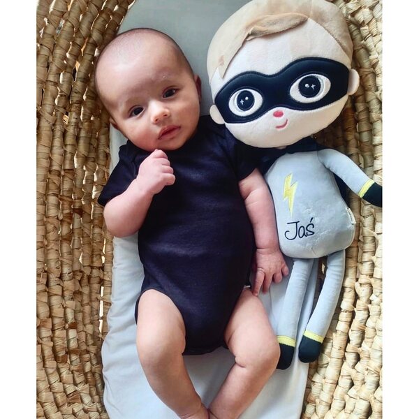 Metoo Super Boy bambola 50 cm con nome personalizzato per bambini - Morbido pupazzo da coccolare