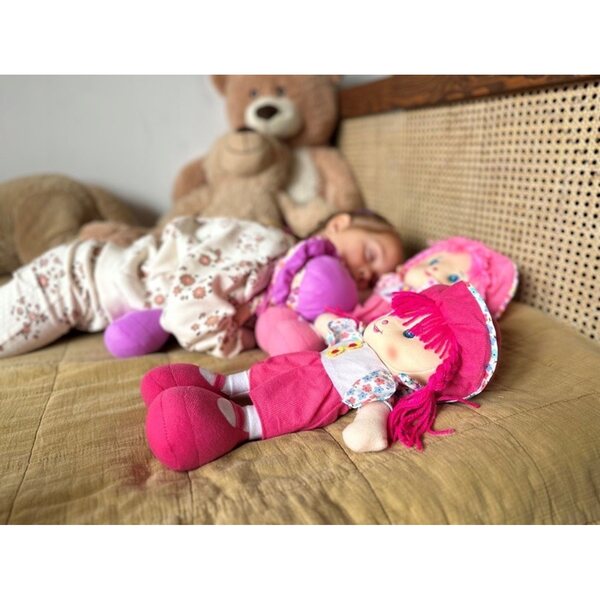 Bambola di pezza interattiva Dorotka 36 cm - peluche per bambini 3+